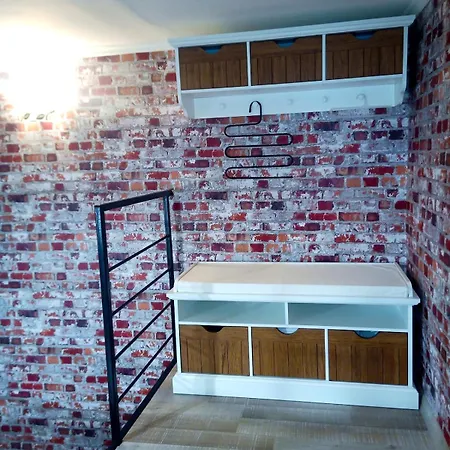 Industrial Art - Center - Free Vouchers & Gift