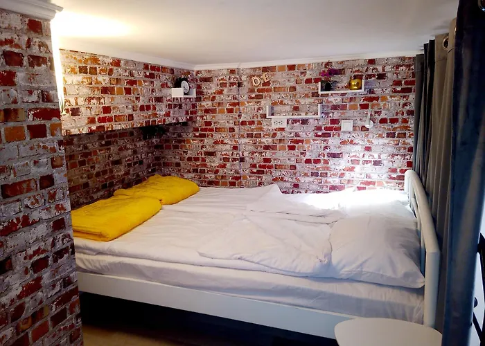 Industrial Art - Center - Free Vouchers & Gift * ソフィア